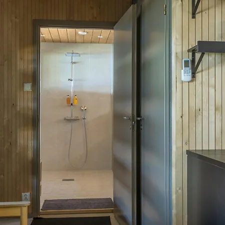 Вилла Blaek Алавус